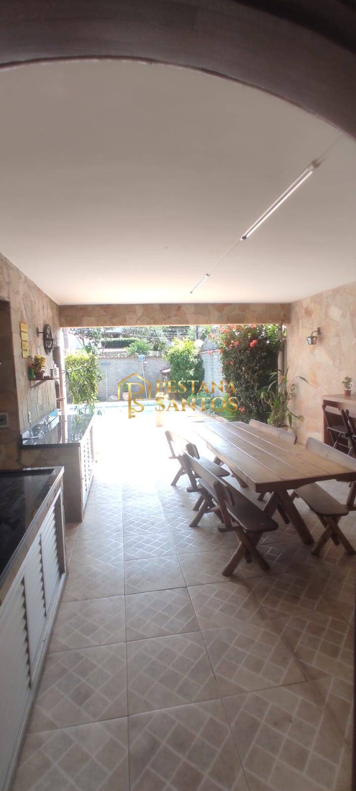Casa, 5 quartos, 377 m² - Foto 1